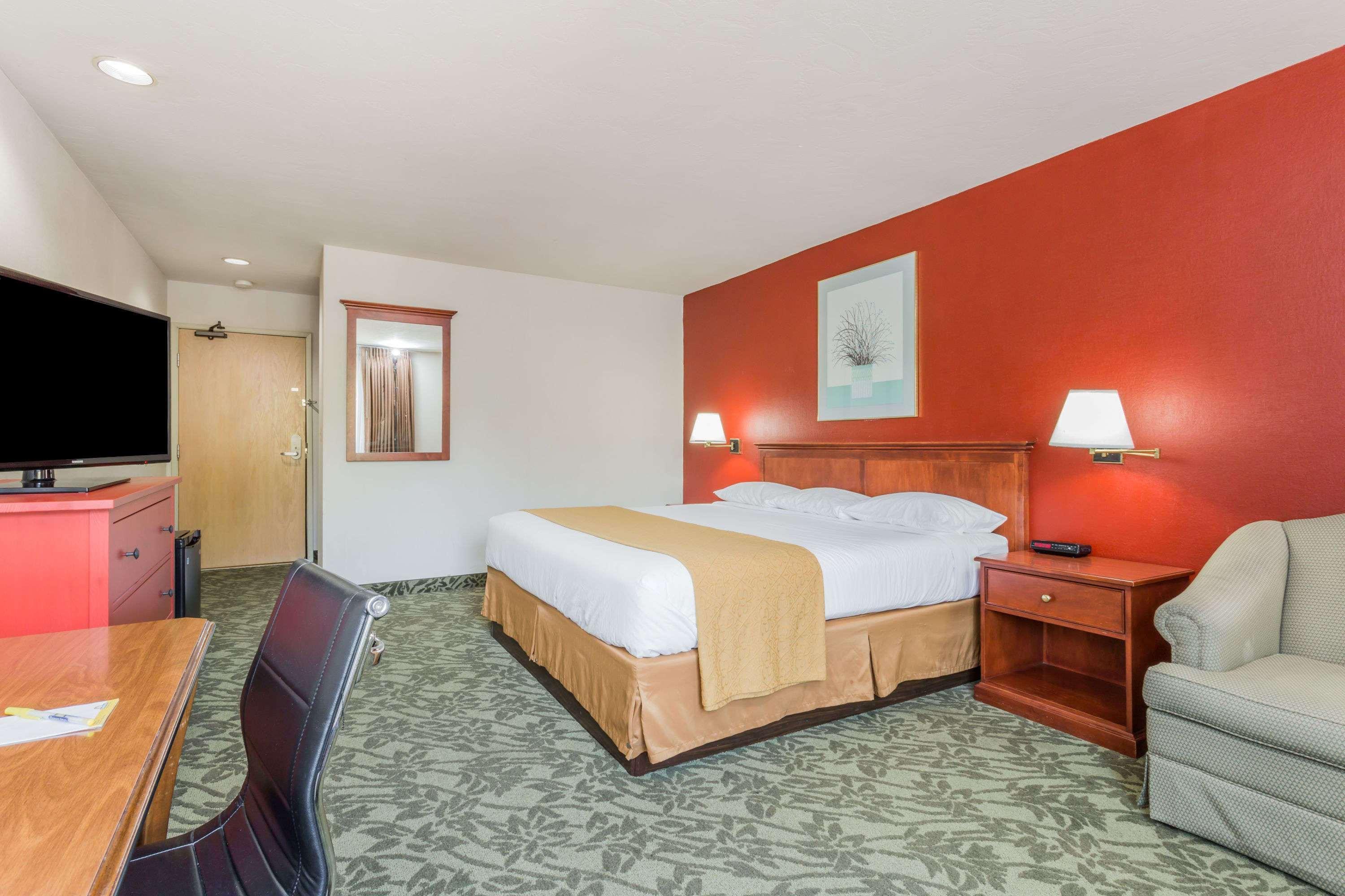 Days Inn By Wyndham Eugene Downtown/University Eksteriør billede